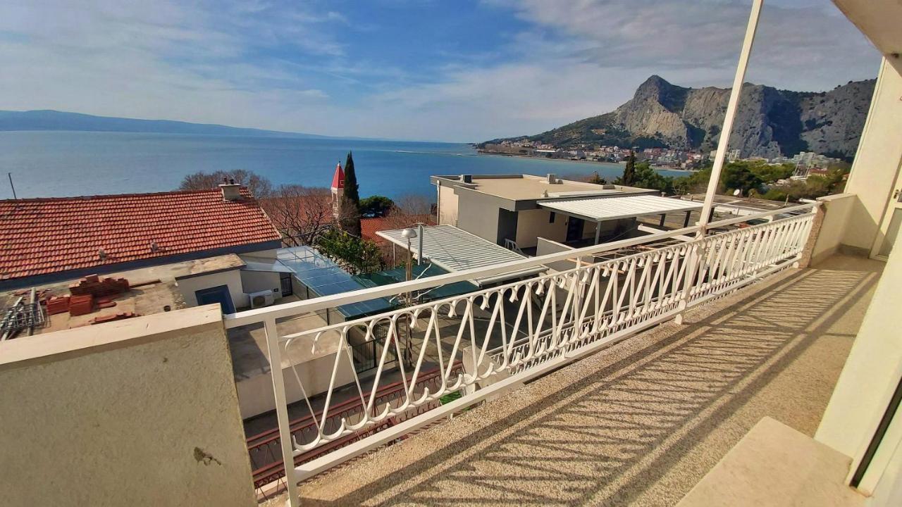Apartment Cedo Omiš Eksteriør bilde