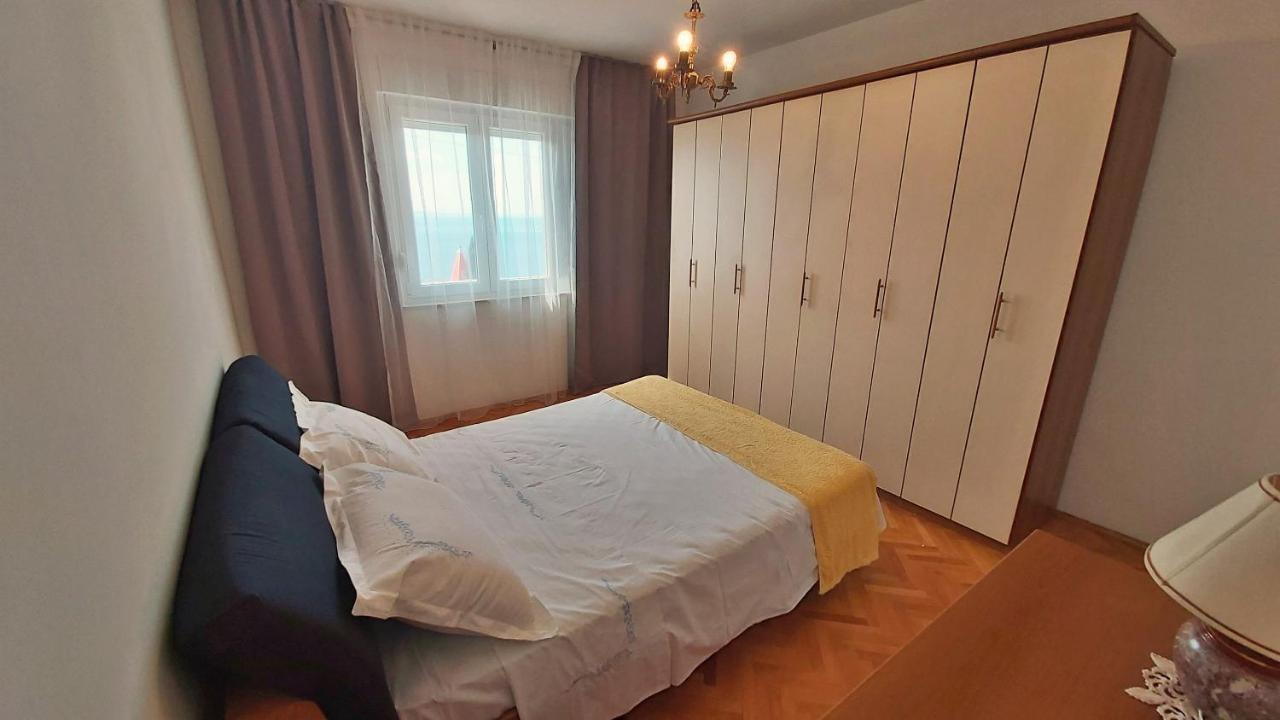 Apartment Cedo Omiš Eksteriør bilde