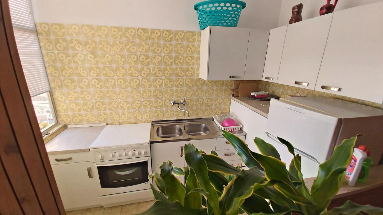 Apartment Cedo Omiš Eksteriør bilde